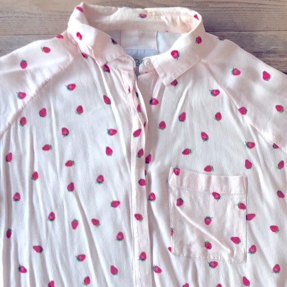 Anthropologie Rails Strawberries 🍓 Blouse - Picture 6 of 8